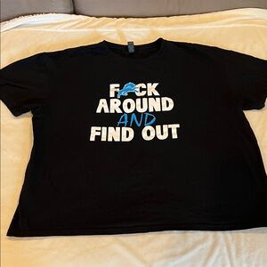 Gildan Black Lions T-Shirt with Softstyle Tag